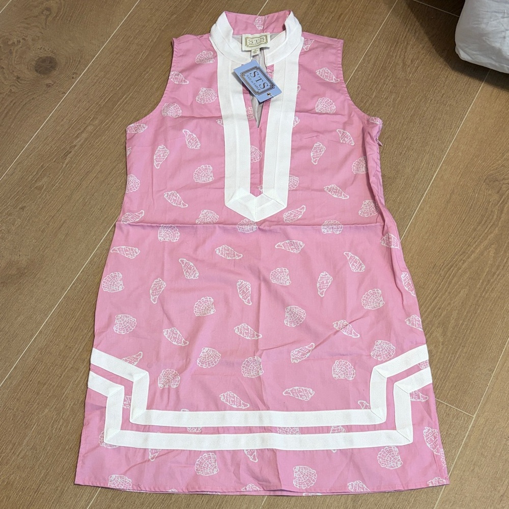 Sail to Sable Pink Shell-Print Sleeveless Shift Dress with White Trim